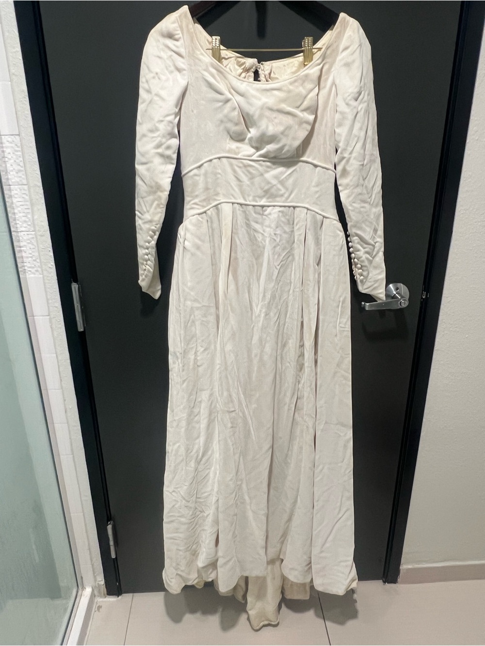 Project Piece: 1940’s Ivory Velvet Cahill Ltd Wedding Gown